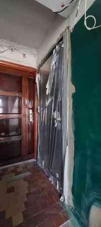 Срочно продам 2х комнатную квартиру в Калининском районе Донецк