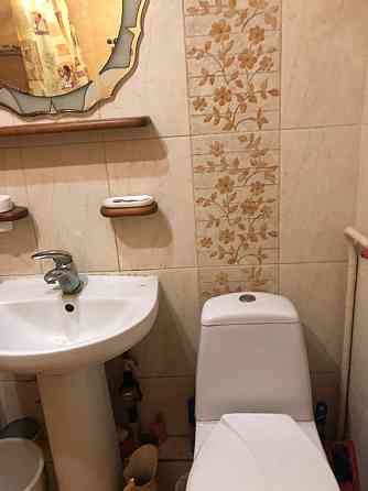 Продам 2-х комнатную ж/д вокзал Донецк