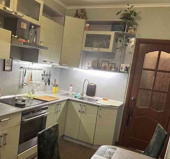 Сдается 2х комнатная квартира в Кировском р-не.Общая площадь 40 кв.м.Этажность 3 из 5 Донецк