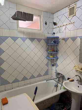 Продам 1км.кв ул.Варганова Центральный Район Мариуполь