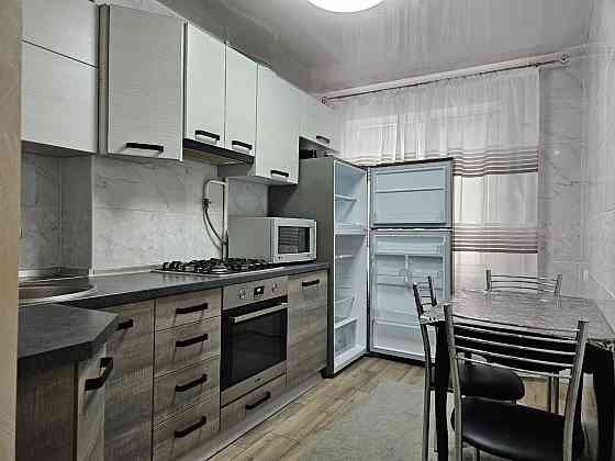 2-х комнатная квартира в Калининском районе, б-р Шахтостроителей, 3 Донецк