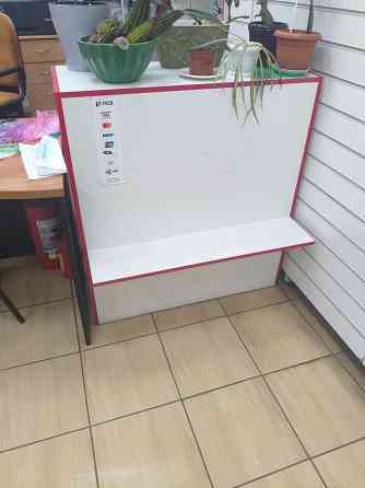 торговые витрины, стеллажи Донецк