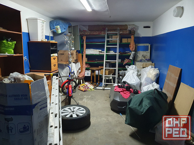 Гараж 19 кв.м. гк Центральный, ул.Октябрьская 2а Донецк - изображение 1