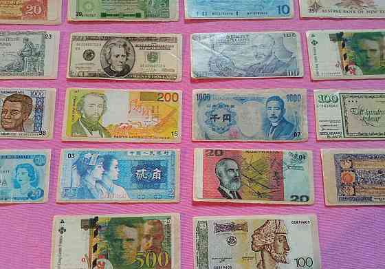 Наклейки деньги мира банкноты мира . Донецк