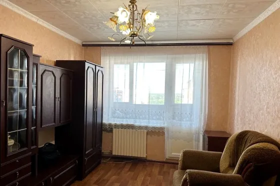 Продам 2к.кв. Петровский р-н. мкр.Тихий. Ориентир маг"Изюм". ул.Щипачева. Донецк
