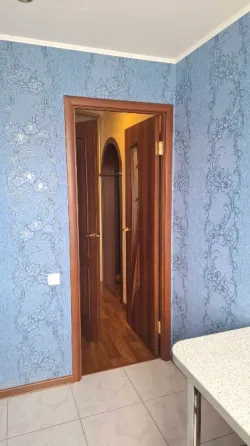 Продам 2к.кв. Петровский р-н. мкр.Тихий. Ориентир маг"Изюм". ул.Щипачева. Донецк