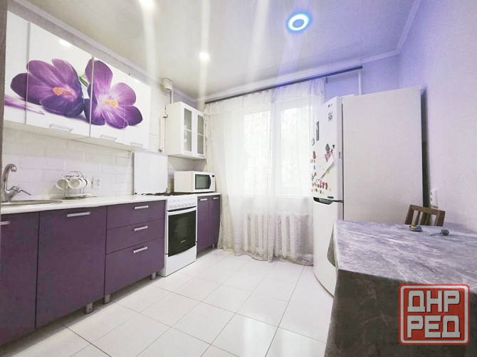 3к.квартира м-н Зелёный Макеевка - изображение 1