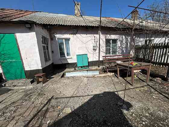 Продам квартиру на земле Макеевка