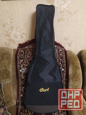 Акустическая гитара Cort с фирменными аксессуарами Макеевка - изображение 4