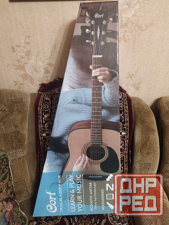 Акустическая гитара Cort с фирменными аксессуарами Макеевка - изображение 6