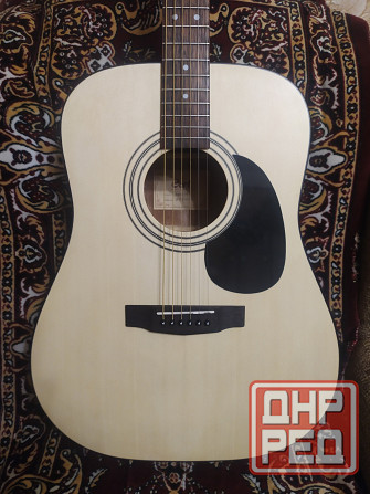 Акустическая гитара Cort с фирменными аксессуарами Макеевка - изображение 2