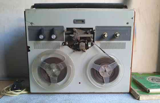 Катушечный магнитофон (ламповый) Снежеть - 301 Донецк