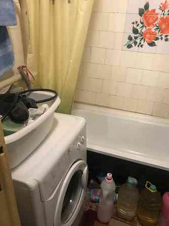 Продам 3ком Текстильщик ул Терешкова рядомшкола 92 с мебелью Донецк