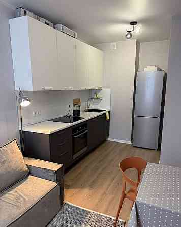 Cдaётся уютная двухкомнатная квартирa на длитeльный срoк в Калининском районе Донецк