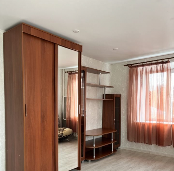 Сдается: 2 комнатная квартира Этаж: 2/5 Район: Будённовский, ориентир Караван Донецк