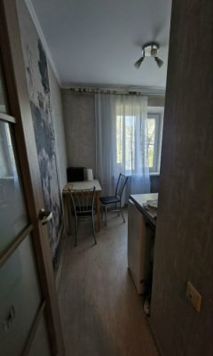 Сдаю двухкомнатную квартиру 49.0 м² этаж 3/5 город Донецк, Калининский район, проспект Дзержинского Донецк