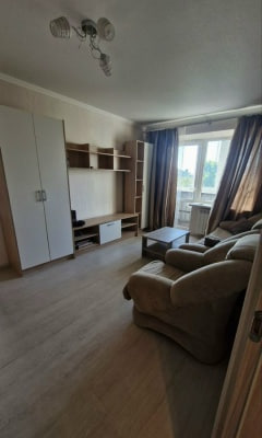 Сдаю двухкомнатную квартиру 49.0 м² этаж 3/5 город Донецк, Калининский район, проспект Дзержинского Донецк