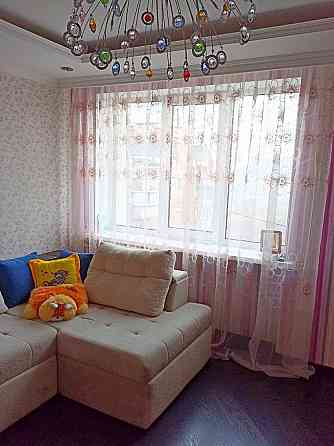 Продам 4х ком. 2х уровневую квартиру 93 м кв. с кухней 13 м кв. на Заперевальной Донецк