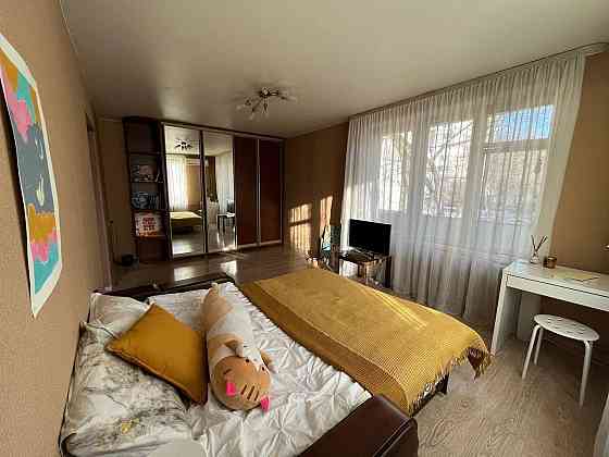 Сдается 2 комнатная квартира в ленинском районе Донецк