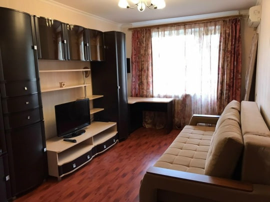 Сдается однокомнатная квартира на длительный срок. Ориентир: Кировский район Донецк