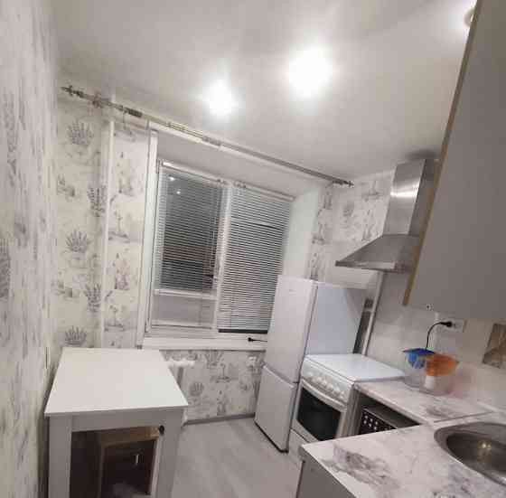 Центральный район, город Мариуполь, Кирова сдаётся 2х комнатная квартира на 4 этаже в 9 этажном доме Мариуполь