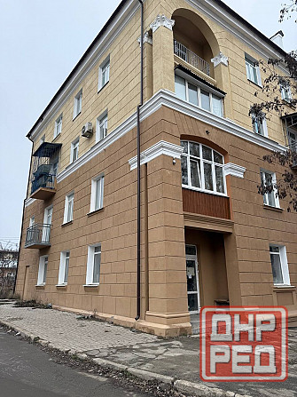 Продается трехкомнатная квартира в Центральном районе Мариуполь - изображение 1