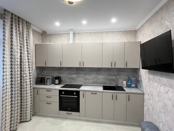 Уютная однокомнатная квартира на пересечении ркка и Челюскинцев, возле Хмели Летели Донецк