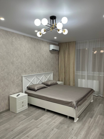 Уютная однокомнатная квартира на пересечении ркка и Челюскинцев, возле Хмели Летели Донецк