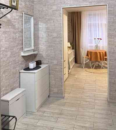 Сдам 1к кв в Пролетарском районе. По ул. Прожекторная. Рядом Геркулес Молоко и школа 126. Вся мебель Донецк