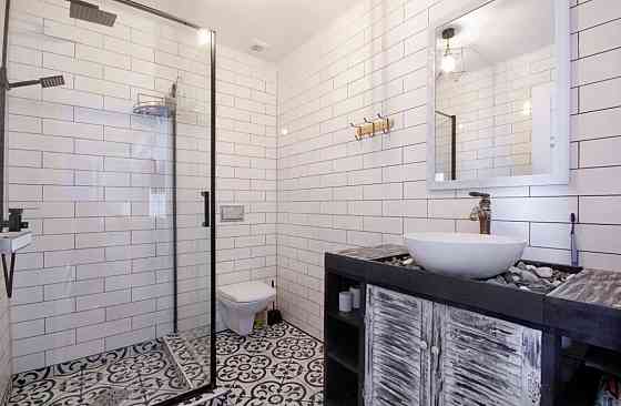 Коттедж на берегу моря. Все удобства. Посуточная аренда. Центральный пляж Урзуф