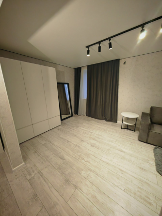 Сдам 1комнатную квартиру 32кв.м просторная светлая. По адресу Артема ул, 116А Донецк