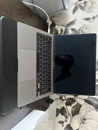 Apple MacBook Air 13" 2020 M1/8 Гб/256 Гб Макеевка