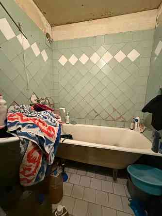 Продам 3 ком.кв в центре Донецка, Ворошиловский район, Челюскинцев, Ск Атлетик, 9 школа Донецк