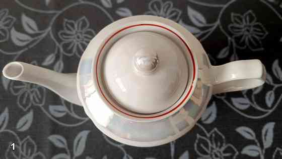 Фарфоровый чайник и чайный набор «Tea for One». Донецк