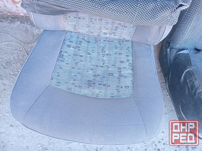 Продаю комплект сидений на волгу 31105 Донецк - изображение 1