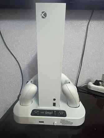 Продам Xbox Series S Донецк