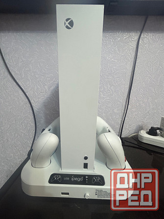 Продам Xbox Series S Донецк - изображение 1