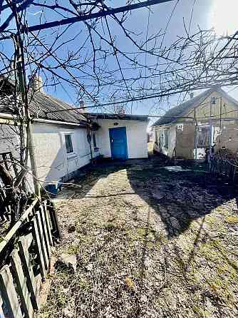 Продается небольшой дом с приватизированным земельным участком. Мариуполь