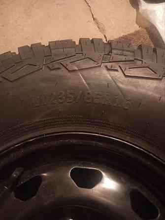 Продам резину Roadcruza на легкосплавных дисках.4 шт+запаска. Донецк
