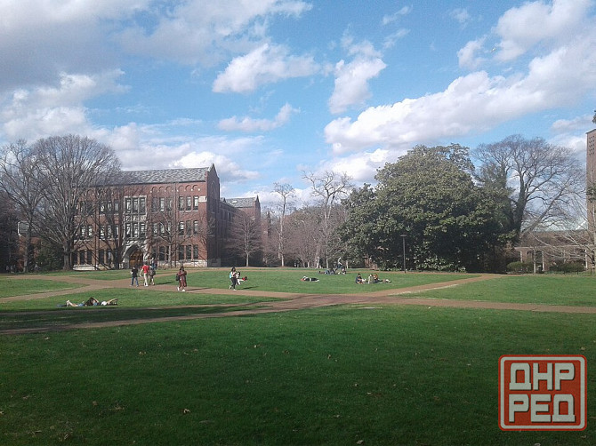 Бомбер, торговый камни с окна Донецк - изображение 1