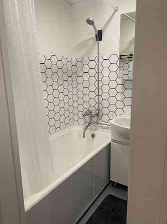 Калининский район, бульвар Шевченко, 79 Донецк