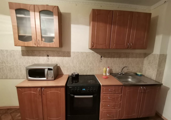 Сдaетcя уютная двухкомнатнaя кваpтира на длитeльный сpoк Донецк