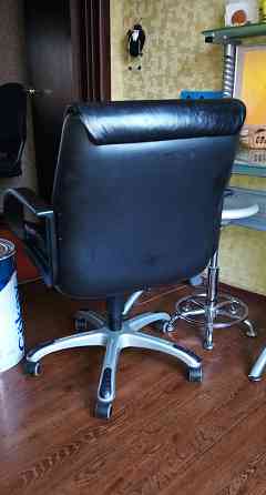 качественные кресла, кожа Донецк