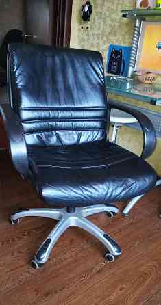 качественные кресла, кожа Донецк