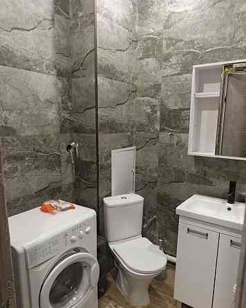 Сдаю двухкомнатную квартиру в Пролетарском районе, ул. Матекина. 45кв.м, 3 этаж Донецк