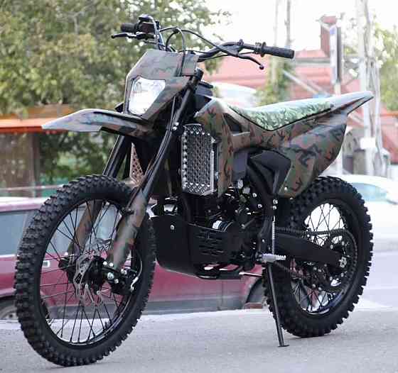 Продам Эндуро 300 куб., баланс вал, водянка. 2024г. Торез