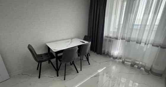 Мариуполь центр проспект Строителей 1ком Хозяйка Мариуполь