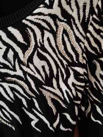 Трикотажный джемпер женский. Донецк