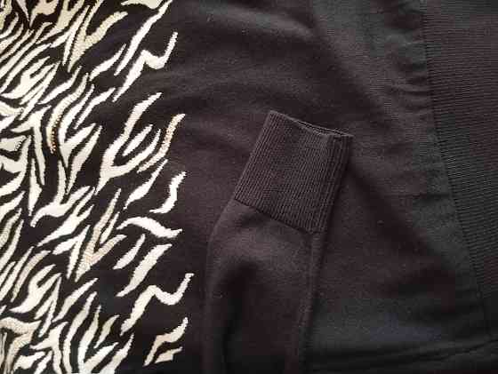 Трикотажный джемпер женский. Донецк