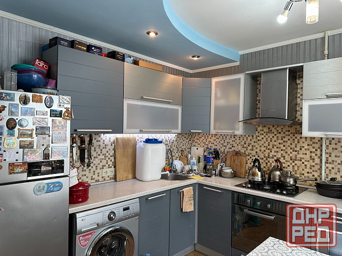 Продам 3-к. кв.,, Ворошиловский р-н, Крытый рынок, б. Школьный Донецк - изображение 1